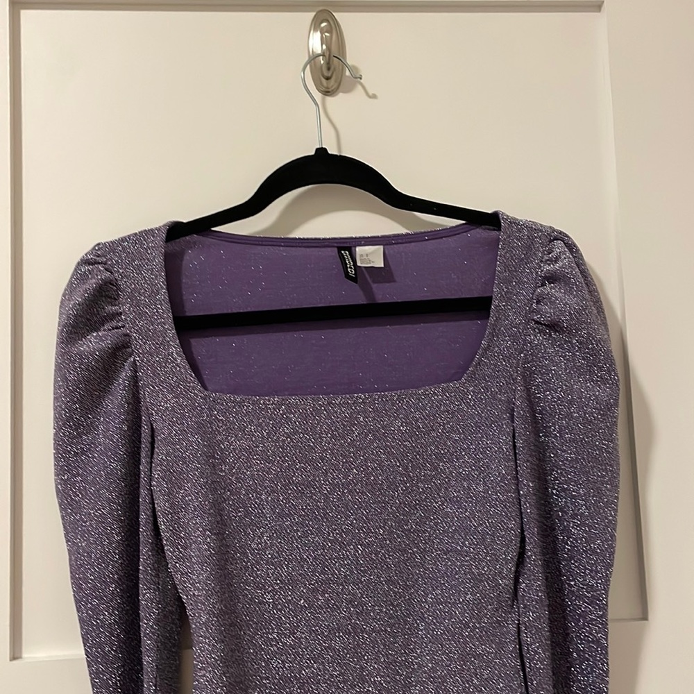 Puff sleeve sparkle top